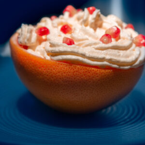 salade de fruits d'été à la verveine x chantilly de pamplemousse