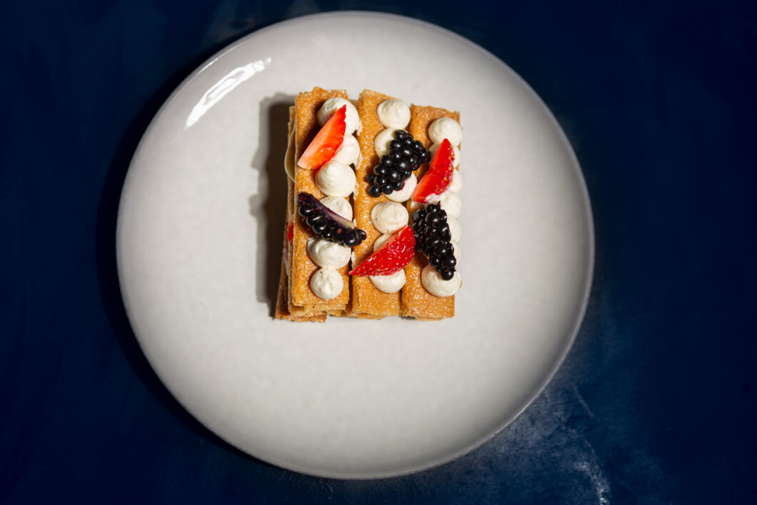 Mille-feuille crêpe dentelle fruits rouges