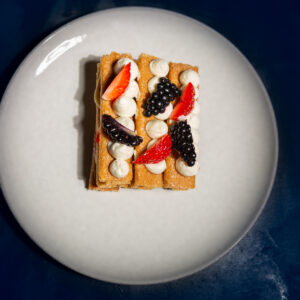 Mille-feuille crêpe dentelle fruits rouges