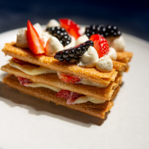 Mille-feuille crêpe dentelle fruits rouges