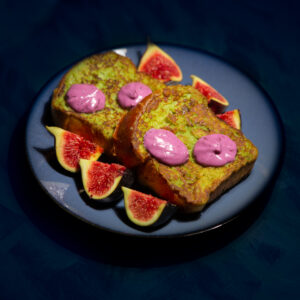brioche perdue matcha crème de myrtille