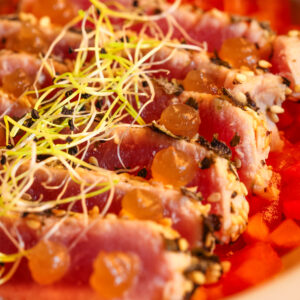 tataki thon pickles kaki piment gel ponzu citron
